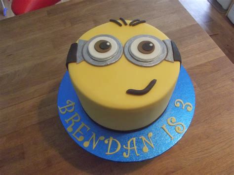 Bake It So: Minion Cake