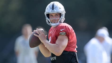 Oakland Raiders: Derek Carr must elevate game, prove his worth