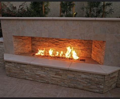 20+ Modern Outdoor Fireplace Ideas - DECOOMO