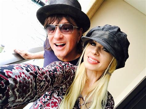 Richie Sambora & Orianthi | Jon bon jovi, Bon jovi, Newsboy