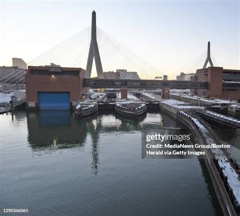 36 Charles River Dam Bridge Stock Photos, High-Res Pictures, and Images ...