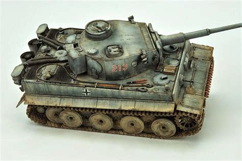 Diego Quijano Scaleworks: The Black&White Technique. Tiger I 1/48 by JOSE LUIS LOPEZ. (IV, Final)