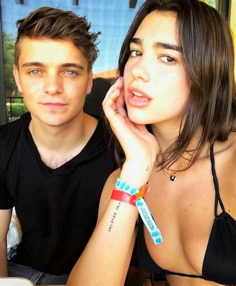 Martin Garrix and Dua Lipa on instagram | Celebridades guapas, Famosos ...