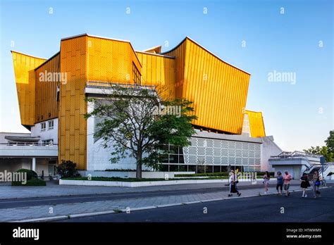 Berliner Philharmonie,Berlin Philharmonic Concert Hall designed by Hans ...