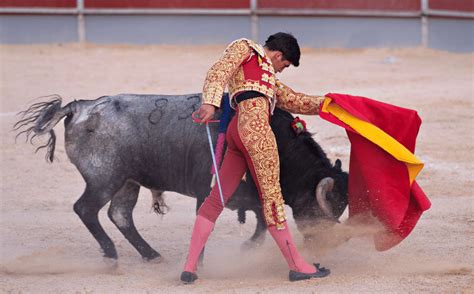 The 9 Most Famous Spanish Bullfighters in History