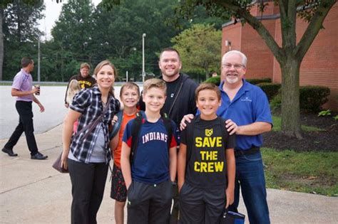 Independence Middle School Hosts "Parent Walk to School" Day on ...