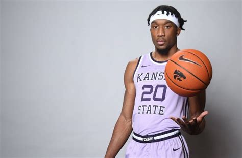 Kansas State Wildcats Unveil New Lavender Throwback Uniforms ...