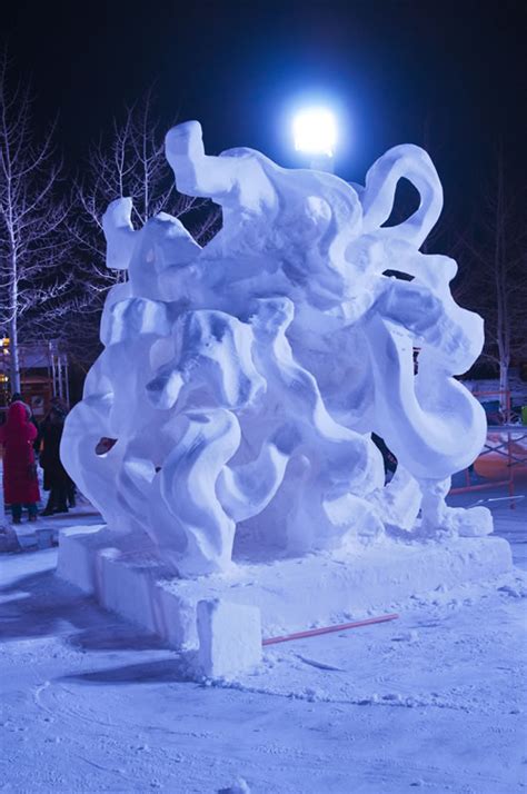 How to Carve an Amazing Snow Sculpture – Scout Life magazine