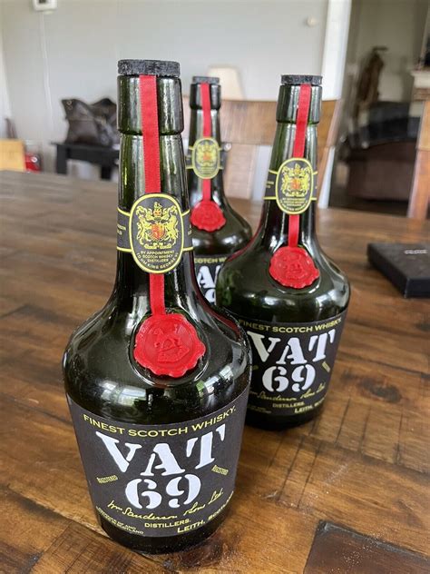 WW2 Era Original Vat 69 Bottle for Sale - Soviet-Awards.com