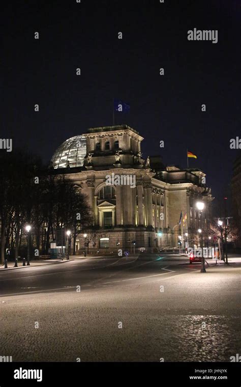 Bundestag at night Stock Photo - Alamy