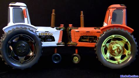 Disney Cars Tractor Tipping Deluxe Diecast Set - YouTube