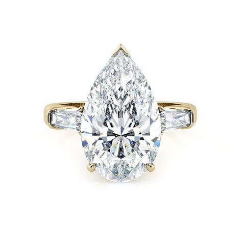 5.00 Ct Pear Cut Diamond Engagement Ring In Dubai, Dubai, United Arab Emirates For Sale (12498400)