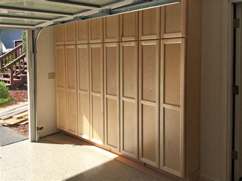 Custom Garage Cabinets | Murrer Construction