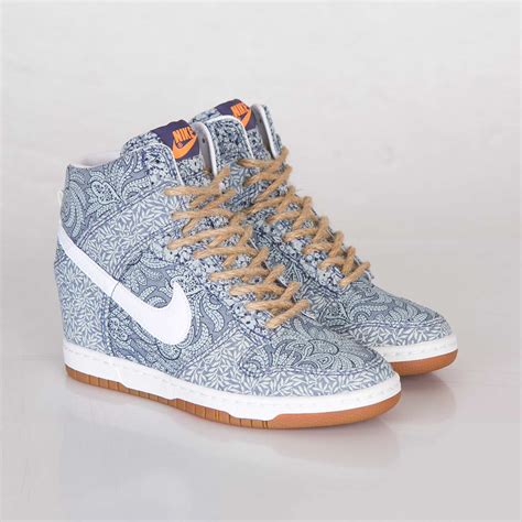 Nike Wmns Dunk Sky Hi Liberty QS - 529040-401 - Sneakersnstuff ...