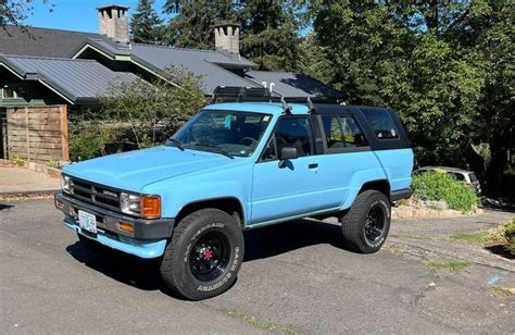 Lifted Survivor: 1988 Toyota 4Runner - DailyTurismo