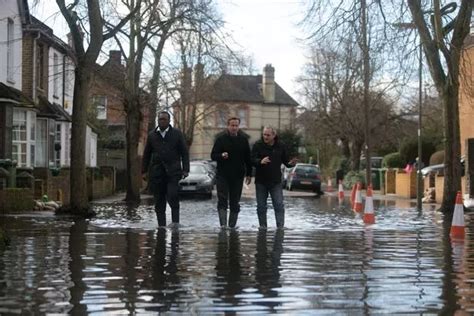 Spelthorne MP Kwasi Kwarteng to lead debate on Staines flooding in Parliament - Surrey Live