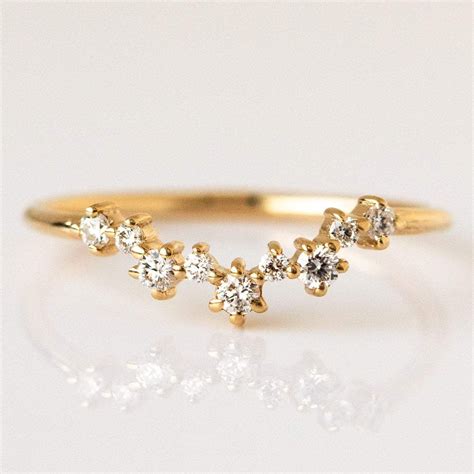 Aster Diamond Cluster Band