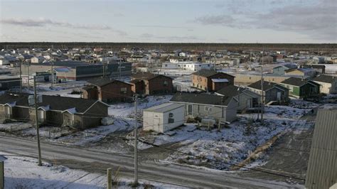 Life in Attawapiskat - The Globe and Mail