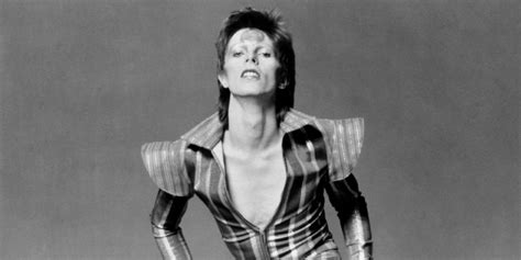 David Bowie's Most Memorable Fashion Moments - David Bowie Looks