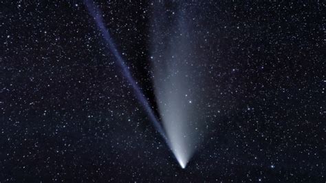 The largest comet ever recorded is moving towards Earth