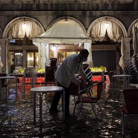 Venice's Piazza San Marco floods - CGTN