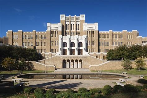 Little Rock Central High School, Arkansas [1200x800] : r/ArchitecturePorn