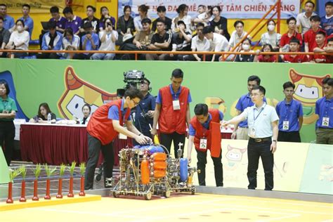 Two more teams achieve "Mùa Vàng" at 2024 Vietnam Robocon final, At Lac Hong University, Lac ...