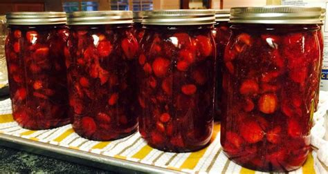 Strawberry Pie Filling - Canning Homemade!