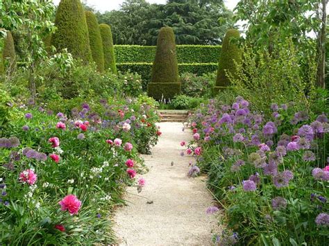 Hidcote Manor garden | Tour London & Beyond