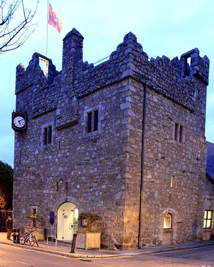 Norman Castle in Dalkey, Ireland - Wikipedia | Norman castle, Castle ...