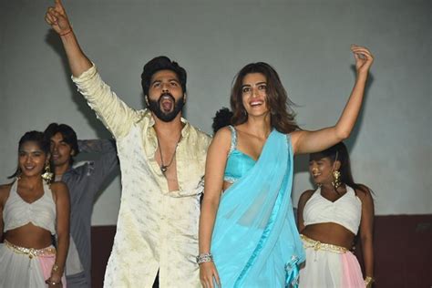 Kriti Sanon And Varun Dhawan Lit Up Thumkeshwari Song Launch Like This