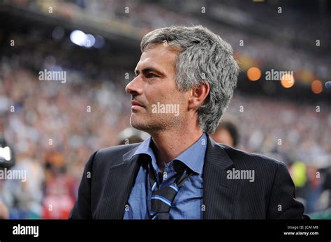 JOSE MOURINHO INTER MILAN MANAGER INTER MILAN MANAGER SANTIAGO BERNABEU ...