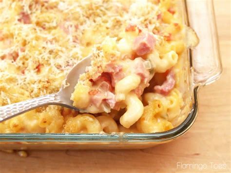 Spicy Baked Macaroni and Cheese with Ham