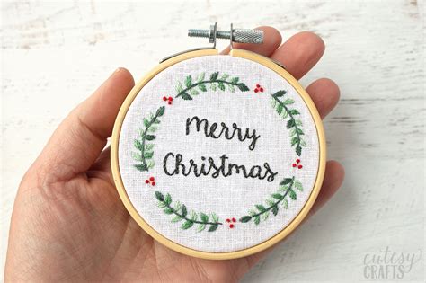 Merry Christmas Ornament Tutorial - Free Christmas Embroidery Designs