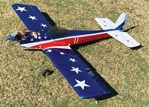 Skyhawk – Model Airplane News