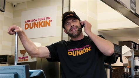 Ben Affleck surprises Dunkin' Donuts customers in Super Bowl commercial ...