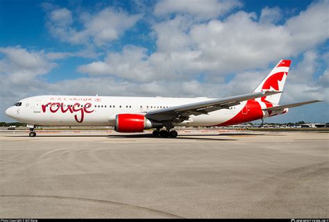 C-GEOU Air Canada Rouge Boeing 767-375ER Photo by Bill Wang | ID 1041796 | Planespotters.net