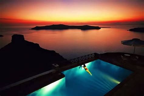 Breathtaking-Minimal-Swimming-Pool-Sunset-CalderaView-Imerovigli ...