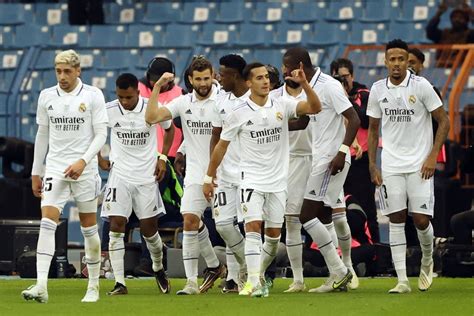 Real Madrid vs Valencia Highlights: Real Madrid advances to Spanish Super Cup Finals 4-3 on ...