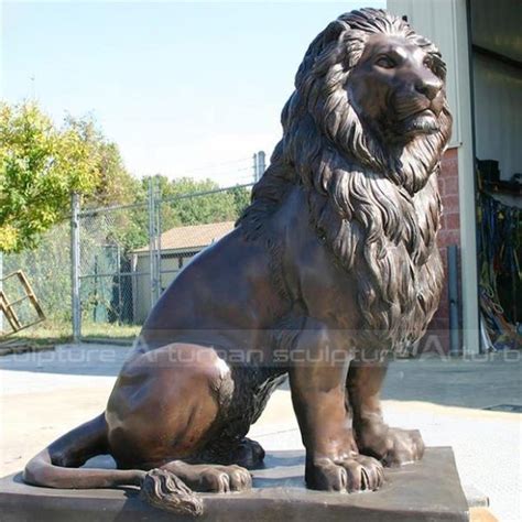 Sitting Lion Statue