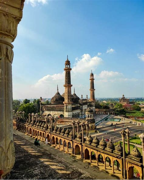 Bada Imambara Mosque stock image. Image of tourist, built - 190519153