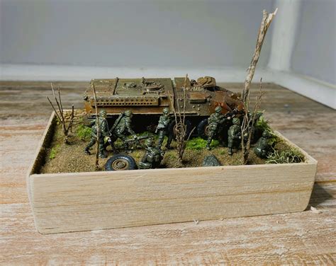 Military Diorama /1:72 Scale / Anti-tank Team - Etsy