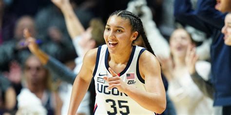 Azzi Fudd's UConn Game Day Schedule: Meal, Exercises, Poop Routine ...