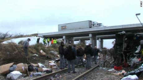 NTSB: Guardrail debris caused deadly prison bus crash - CNN.com