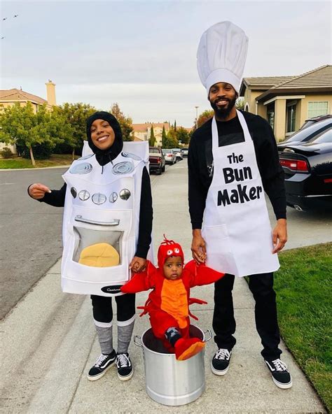 34 Best Family Halloween Costumes 2021 — Matching Family Halloween Costumes