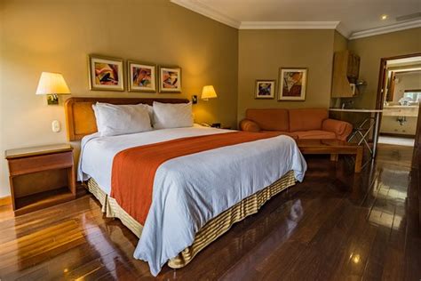 HOTEL SAN CARLOS $99 ($̶1̶6̶7̶) - Prices & Reviews - Guatemala/Guatemala City