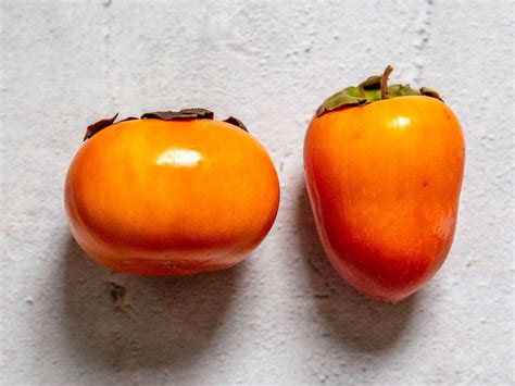 All About Persimmons and Persimmon Varieties