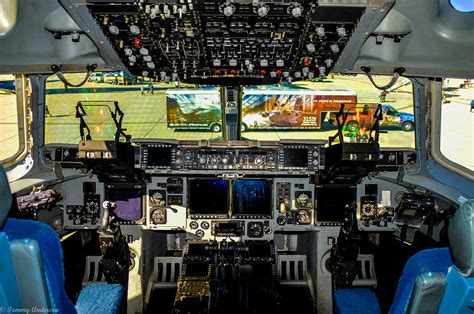Boeing C-17 Globemaster IIi Cockpit Photograph by Tommy Anderson