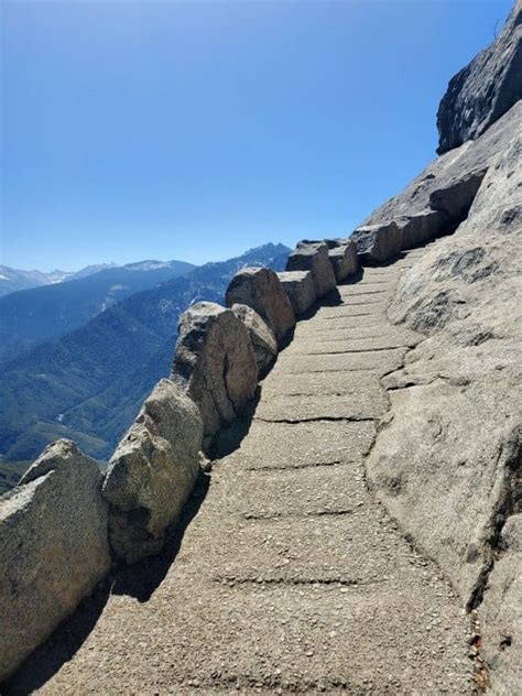 Moro Rock Trail - Sequoia National Park | Park Ranger John