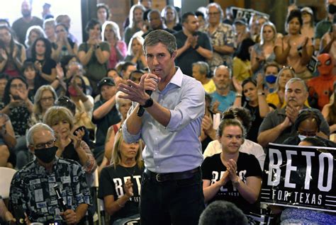 Illness interrupts O’Rourke campaign for Texas governor - WTOP News